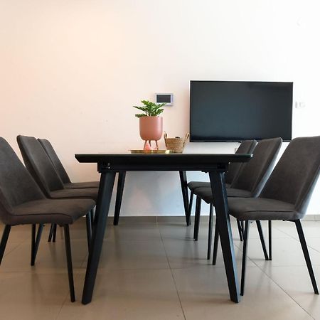 Yalarent Migdalor Boutique Apartments With Sea Views Тиберия Екстериор снимка