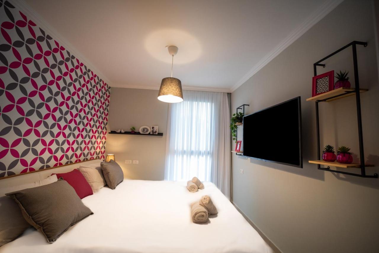 Yalarent Migdalor Boutique Apartments With Sea Views Тиберия Екстериор снимка