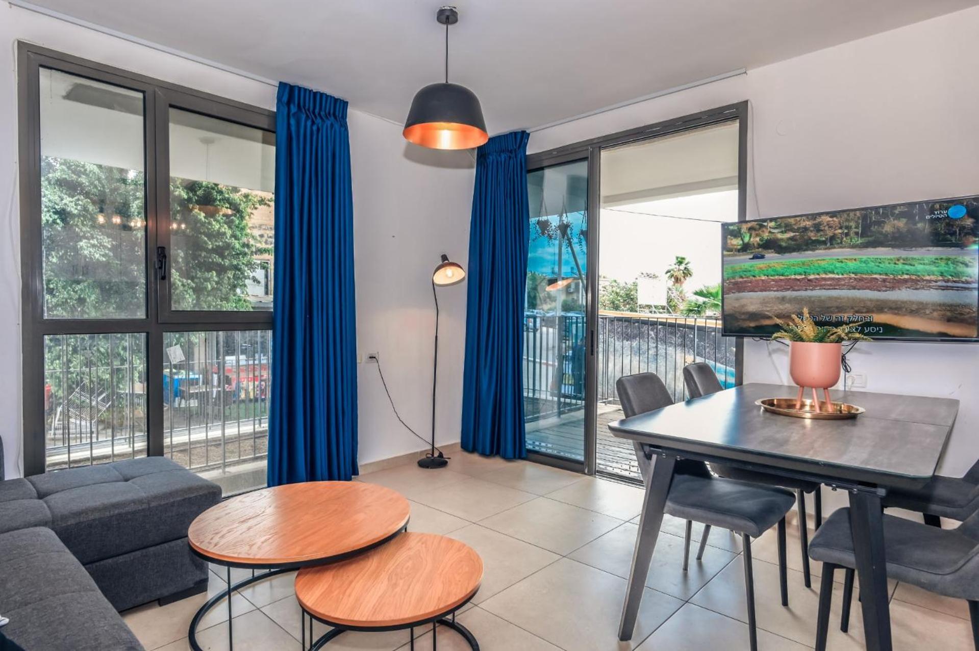 Yalarent Migdalor Boutique Apartments With Sea Views Тиберия Екстериор снимка